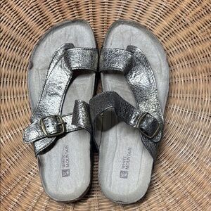 White Mountain Metallic Sandals
